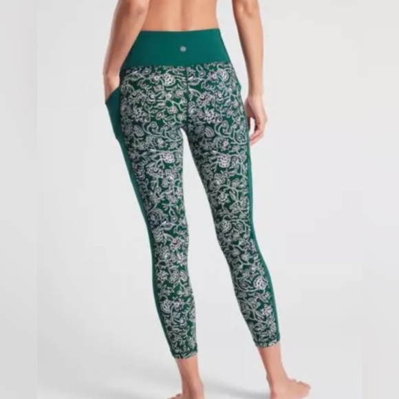 Athleta Affirmation Leggings Sz M Dragonfly Green. GUC - Picture 14 of 14